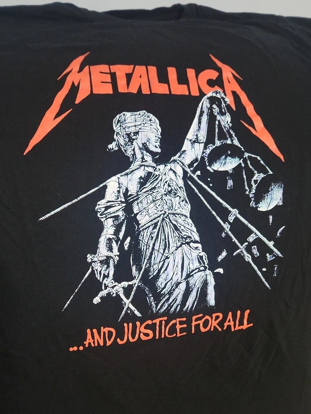 Metallica.And Justice for All Album Cover T-Shirt. in Black & Red